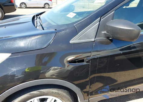 2016 Ford Escape S z USA, uszkodzony, nr VIN 1FMCU0F75GUB71136